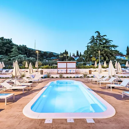 Apartment Medena-2 By Interhome